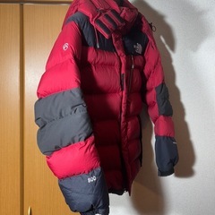 【THE NORTH FACE】800サミットシリーズ　バルトロダウンジャケットの画像