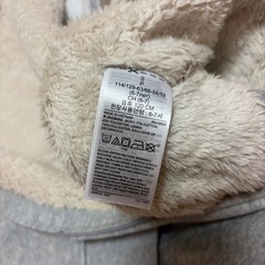 GAPもこもこアウター120〜130cmの画像