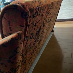 大きなソファの画像