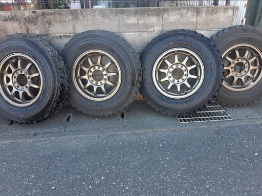 ジムニー用　 5次元　J×4R+グラントレックMT2 7.00R16