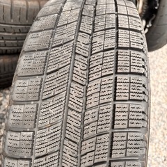 デイトナSS 16×7J +33 PCD114.3 5H 215/65R16の画像