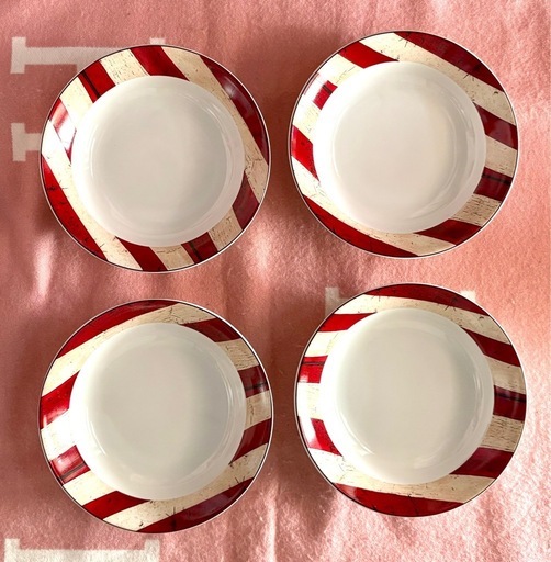 アメリカンフラッグ柄　アンティーク風　食器セット　LA購入 アメリカンフラッグ柄 星条旗 アンティーク風 食器セット LA購入