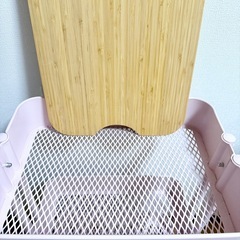 IKEAのワゴン　天板付きの画像
