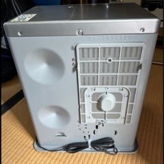 トヨトミ ファンヒーターLC-32BFの画像