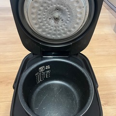 炊飯器の画像
