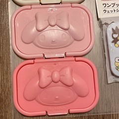 同梱￥0　サンリオ　ワンタッチ開閉式　おしりふき　フタ の画像