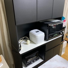 食器棚の画像