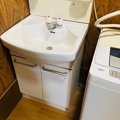洗面台無料にてあげます。の画像