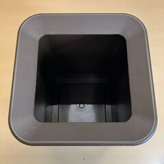 袋が見えにくい カバー付きダストボックス・ゴミ箱（ブラウン）の画像