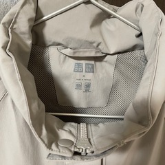 ユニクロ スタンドブルゾン Mサイズ グレーの画像