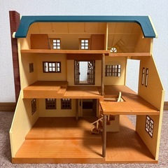 シルバニアファミリー 3階建てハウス　1999年廃盤 緑の丘の大きな家の画像