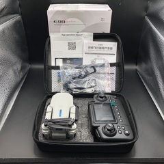 新品【146】HDデュアルカメラ スクリーンリモコン＋WiFi伝送 折りたたみドローン（白）の画像