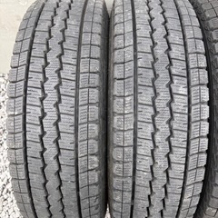 195/80/15LT冬ダンロップの画像