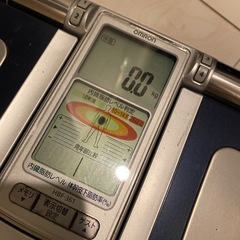 オムロン カラダスキャン　体重計の画像