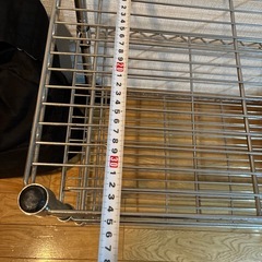 スチールラックの画像