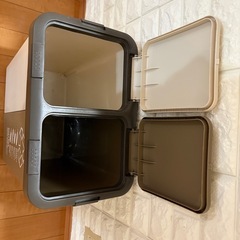ゴミ箱の画像
