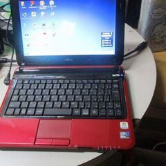 Fujitsu モバイルノート　Windows7の画像