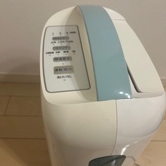 除湿機（アイリスオーヤマ）の画像