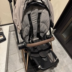 Cybex ベビーカーの画像