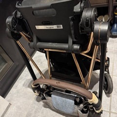 Cybex ベビーカーの画像