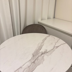 大理石柄　ダイニングセットの画像