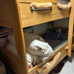 しっかりとした作りの2段ベッドですの画像