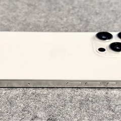 【美品&保証つき・オンライン配送も可】iPhone 16 Pro 256GB ホワイトチタニウムの画像