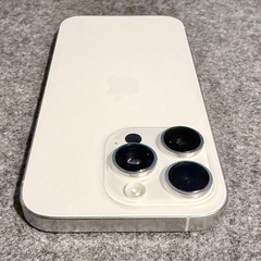 【美品&保証つき・オンライン配送も可】iPhone 16 Pro 256GB ホワイトチタニウムの画像