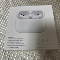 再募集　18日(土)17-21時受け渡し希望　ジャンク　Apple AirPods Pro 本体 充電ケース付きの画像