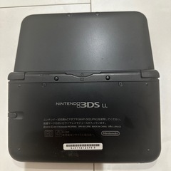 Nintendo 3DSLL カセット5本付の画像