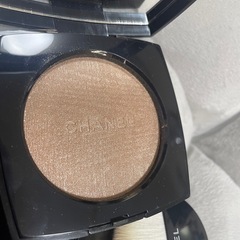 シャネル CHANEL ハイライト フェイスパウダー ごゴールドの画像