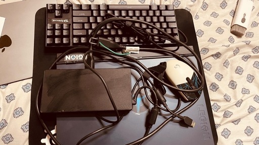 Lenovo Legion 5 (15ACH6H) ゲーミングノートPC
