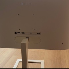 279E1EW/11 フィリップス 27インチ 4KモニターPhilipsの画像