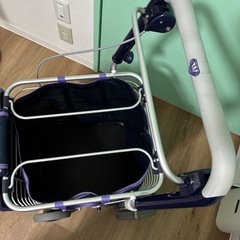 4輪ショッピングカート
の画像