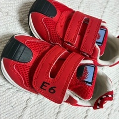 kidsスニーカーの画像
