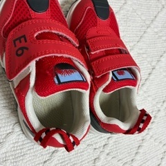 kidsスニーカーの画像