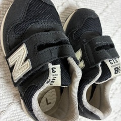 kidsニューバランススニーカーの画像