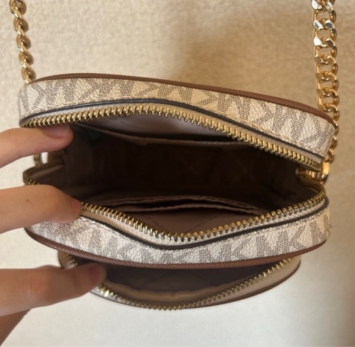 MICHAEL KORS ジェット セットノース サウス クロスボディ バッグ