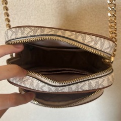 MICHAEL KORS ジェット セットノース サウス クロスボディ バッグ 
の画像