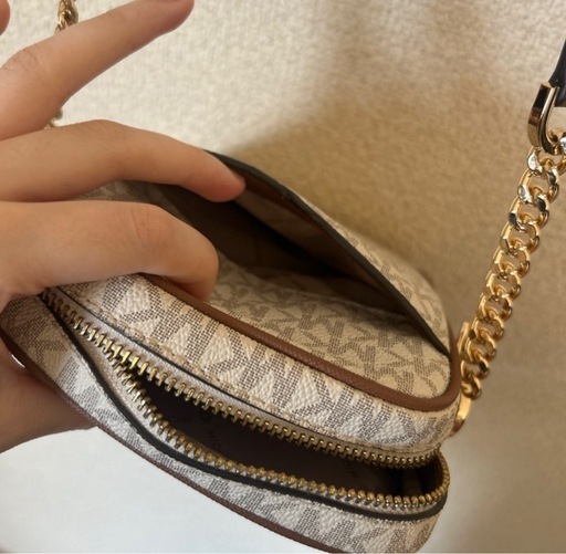 MICHAEL KORS ジェット セットノース サウス クロスボディ バッグ