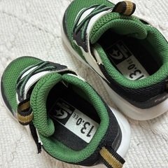 kidsスニーカーの画像
