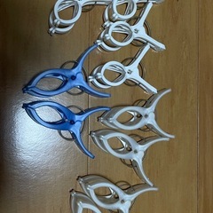 物を減らしたのに伴い大量のハンガーお譲りします。の画像