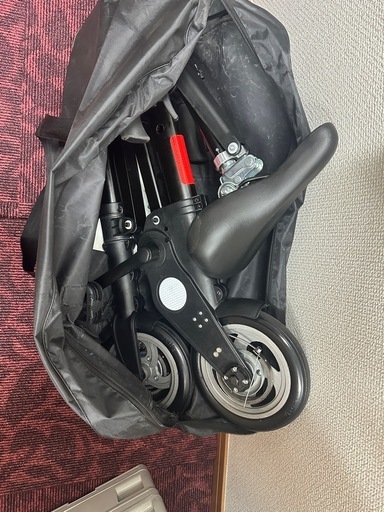 折りたたみ自転車　A-BIKE  　極小極軽　タイヤ10インチ　ノーパンクタイヤ　