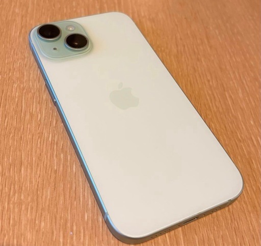 【美品】iPhone15 128GB グリーン✨SIMフリー／箱・付属品あり／那覇市手渡しOK
