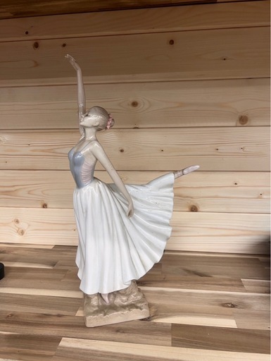 「RoyalLeo」　陶器人形　バレリーナ