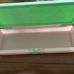 お子様用プラスチックケースの画像
