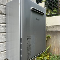 美品】リンナイ RUF-E1616SAW エコジョーズ 給湯器（2022年製）屋外壁掛け／都市ガス対応 の画像