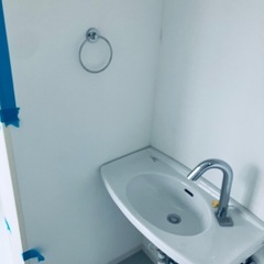 建設現場での建築金物取り付け。の画像