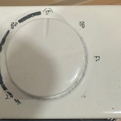 山善 ヤマゼン　電気ストーブ   ホワイト2021年製※日吉駅徒歩2分の画像