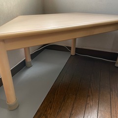 コーナーテーブルの画像